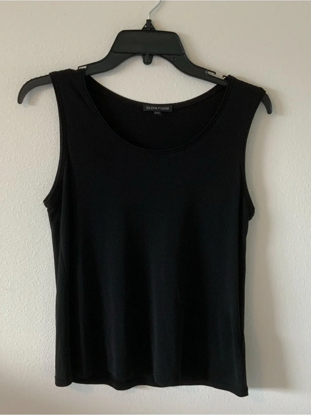 Eileen Fisher S Black Sleeveless 100% Silk Classic Tank Top Shirt Base Layer - Picture 6 of 7